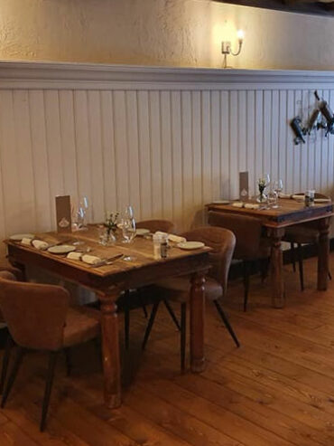 Bistro-de-Leckernij-2-370x493