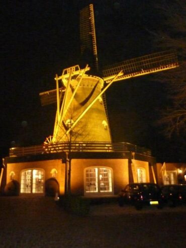 molenkaatsheuvel-1-370x493